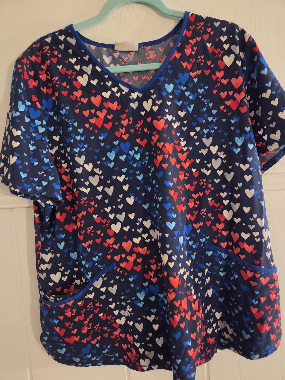 Scrubstar Short-Sleeve Top with Red, Blue & White Hearts
